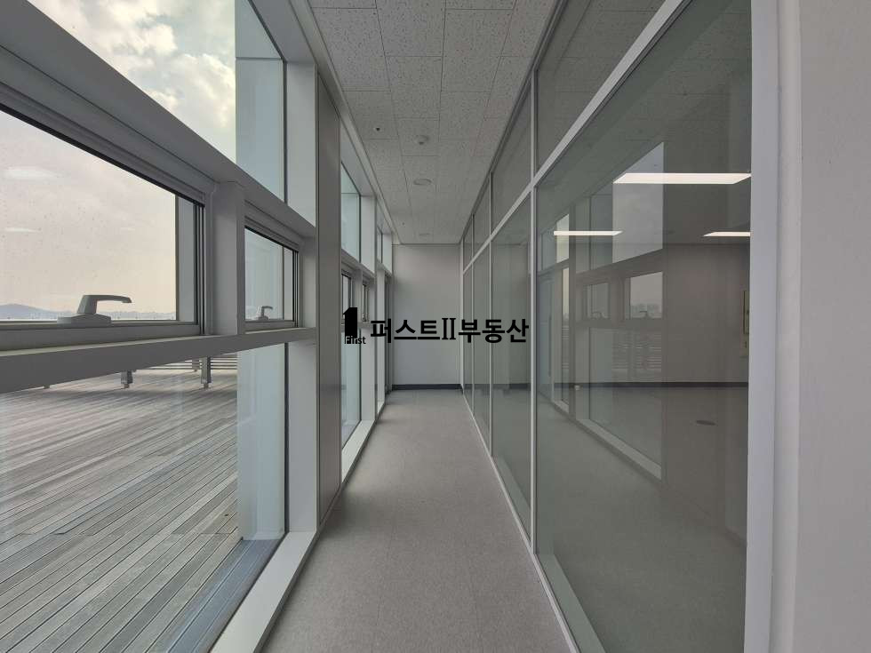 경기 화성동탄구 영천동 테라스 있는 쾌적한 호실, 전용면적 약 25평, 즉시 입주 가능 월세 매물번호 10222 사진 6