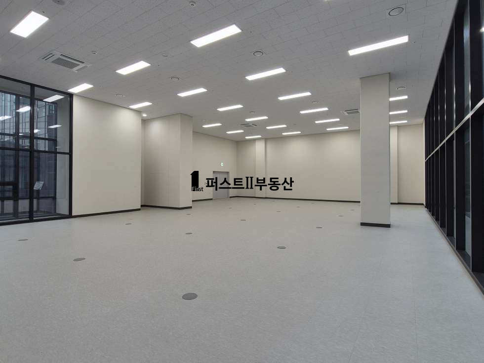 경기 의왕시 초평동 전용면적 약 511P, 역세권 신축 지식산업센터, 즉시 입주 가능전용면적 약 511P, 역세권 신축 지식산업센터, 즉시 입주 가능 분양 매물번호 10301 사진 16