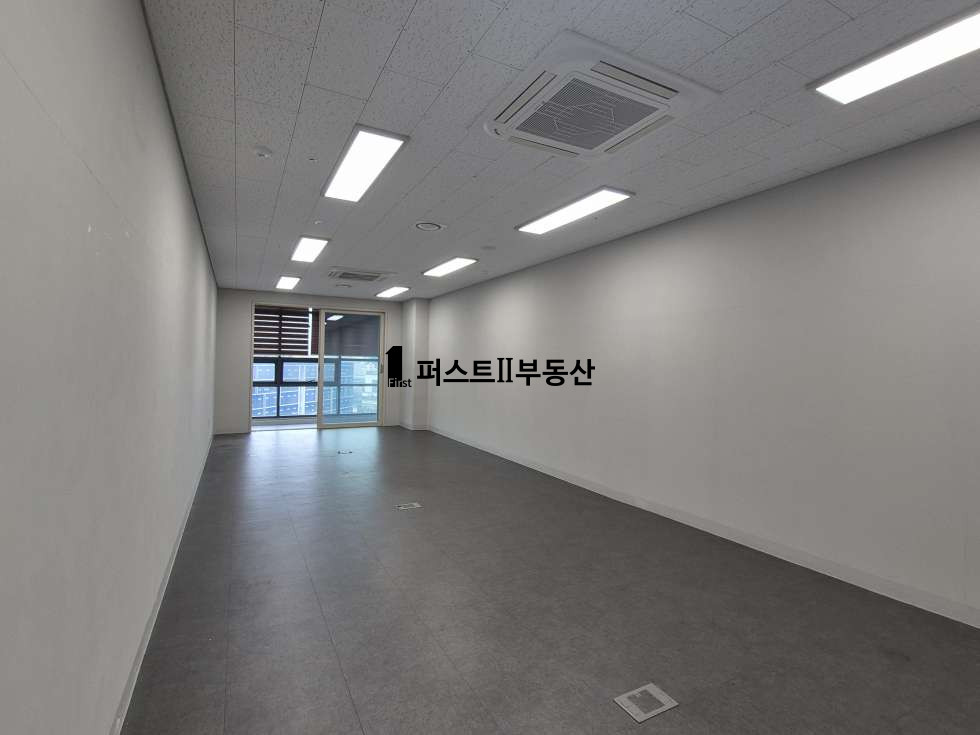 경기 용인기흥구 농서동 섹션 오피스, 전용면적 약14P, 즉시 입주 가능 월세 매물번호 10299 사진 3