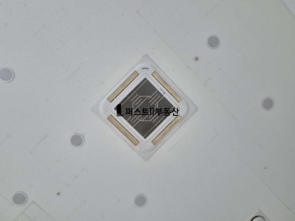 경기 용인기흥구 농서동 지식산업센터 내 입점 상가, 코너 호실, 양면 발코니 월세 매물번호 10276 사진 7