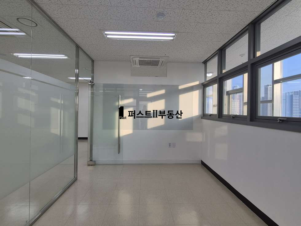 경기 화성동탄구 영천동 분양가 이하 급매물, 전용면적 40평, 코너호실 2면발코니 매매 매물번호 10123 사진 9