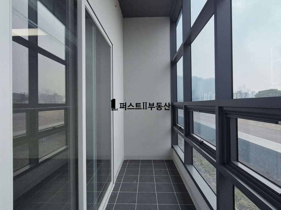 경기 용인기흥구 농서동 쾌적한 사무실, 옥상정원 뷰, 즉시 입주 가능 월세 매물번호 10356 사진 8