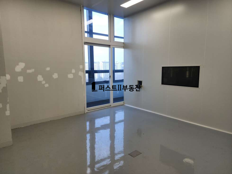 경기 용인기흥구 농서동 전용334p, 드라이브인 도어 투 도어, 연접한 7개 호실, cGMP시설 권리금 별도 협의 매매 매물번호 10341 사진 2