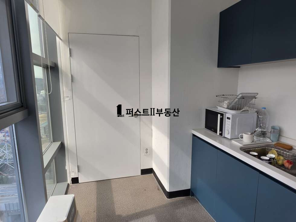 경기 화성동탄구 영천동 전용 면적 약 43P, 전망 좋은 2면 발코니 풀 인테리어 월세 매물번호 10346 사진 14