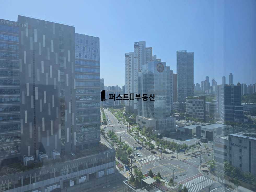 경기 화성동탄구 영천동 전용면적 30평, 코너호실 포함 연접한 2개호실 월세 매물번호 10342 사진 9