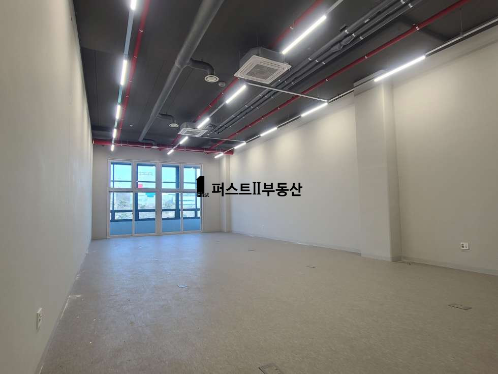 경기 용인기흥구 농서동 전용37, 드라이브인도어투도어, 발코니 기준 동향 월세 매물번호 10362 사진 3