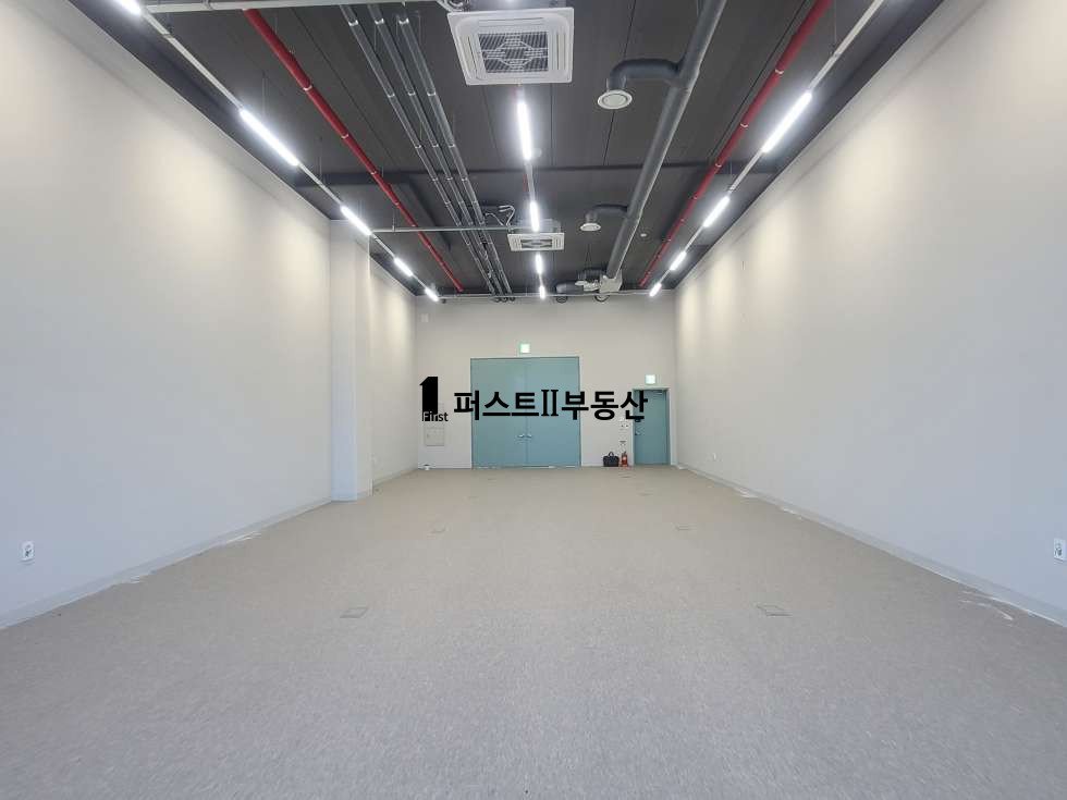 경기 용인기흥구 농서동 전용37, 드라이브인도어투도어, 발코니 기준 동향 월세 매물번호 10362 사진 4
